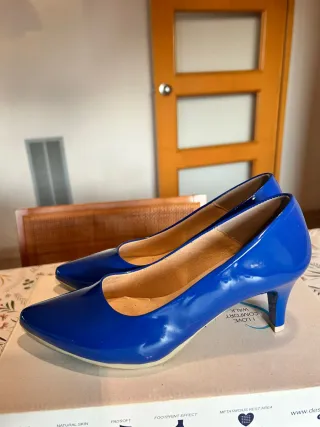 Zapatos de salón Chamby azul eléctrico