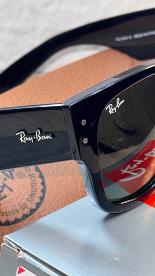 Ray-Ban Mega Wayfarer