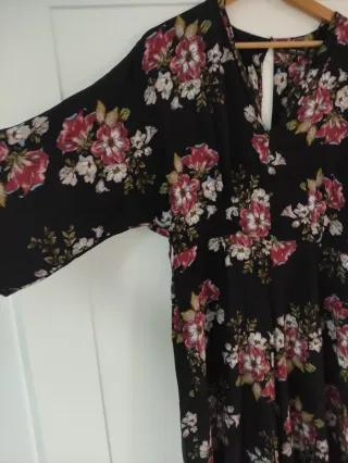 Mono Zara flores negro