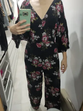 Mono Zara flores negro