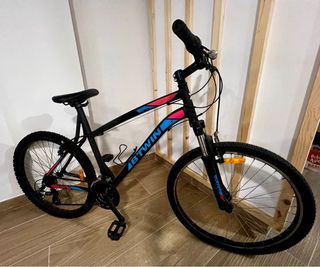 Bicicleta BTWIN montaña negra