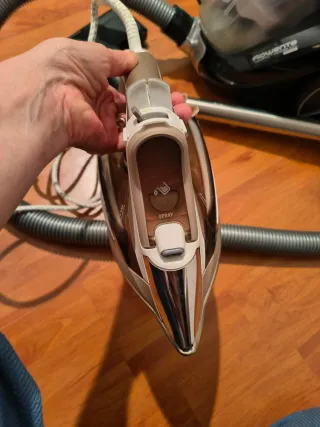 Aspirador y plancha Rowenta