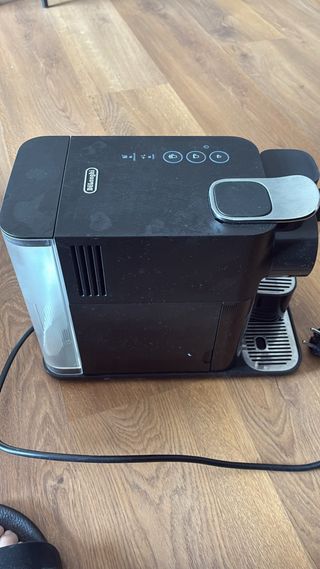 Cafetera DeLonghi  expreso, el pago es por bizum