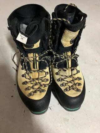 Botas de monte Sportiva Nepal Extrem Talla 47