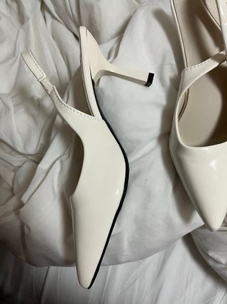 Tacchi bianchi eleganti