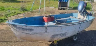 Barco con motor Yamaha