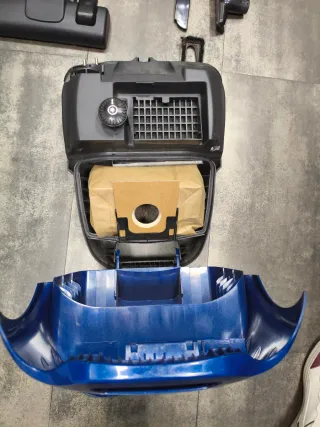 Aspiradora Bosch Sphera Parquet 2300W con accesori