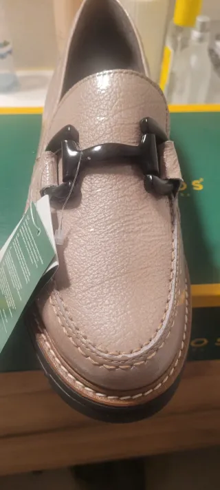 Mocasines mujer beige/gris