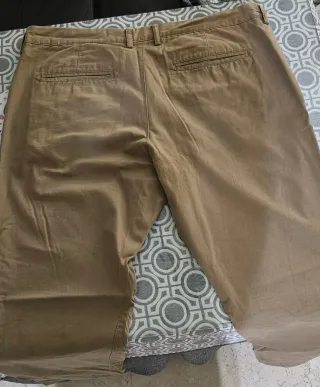 Pantalón beige Talla L