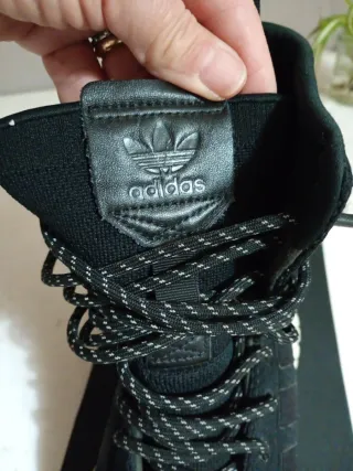 Scarpe alte Adidas  mod.SHW 675001