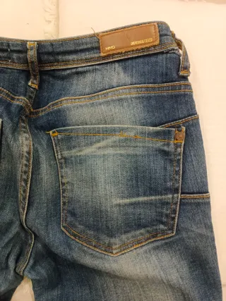 Pantalones vaqueros Mango