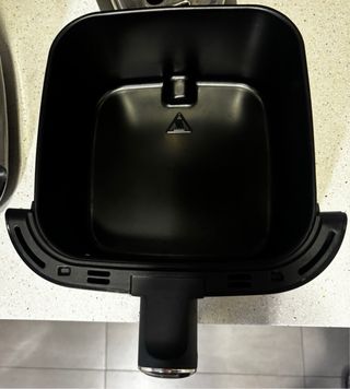 Freidora Aire 4.2L 1400W Negra Aigosta