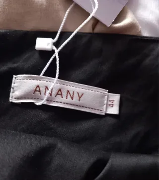 Lote Ropa: Camiseta y Faldas