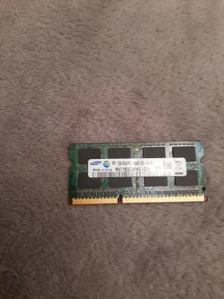 Samsung 2GB DDR3 SO-DIMM PC3