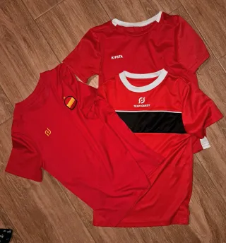 3 Camisetas Deportivas Rojas