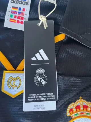 Camiseta Real Madrid Adidas Negra Dorada