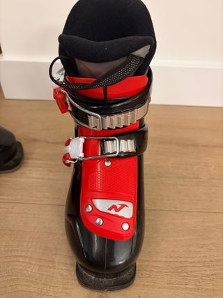Botas de esquí infantiles talla 18.5.