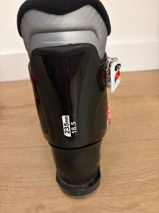 Botas de esquí infantiles talla 18.5.