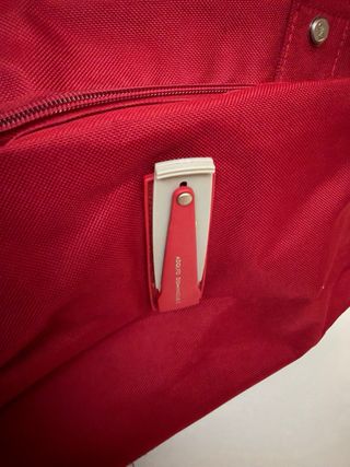 Conjunto bolsa viaje y neceser rojo