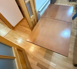 Mesa Cuadrada Extensible 80x80 ->80x160 + 4 Sillas