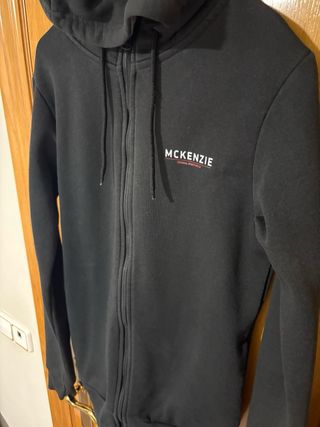 Sudadera McKenzie Negra con Cremallera