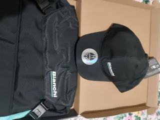 Borsa e cappello Bianchi neri nuovi