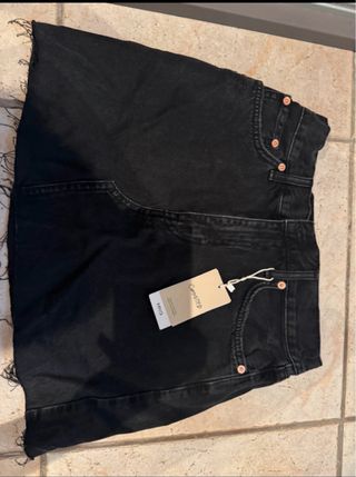 Falda MNG Negra