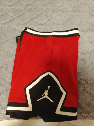 Pantalones Cortos Jordan Rojos y Negros