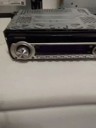 Lote 4 Autorradios Blaupunkt y Renault, Kenwood