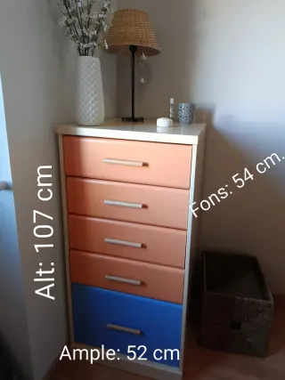 Armario infantil, estantería y cajonera