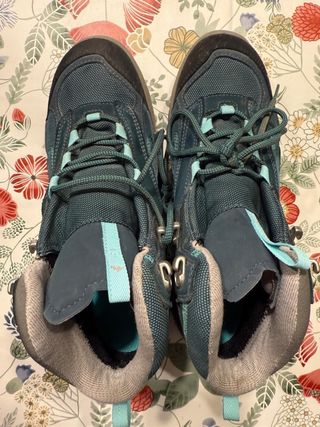 Botas montaña Quechua Talla 41