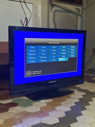 TV Grundig 22 Negra