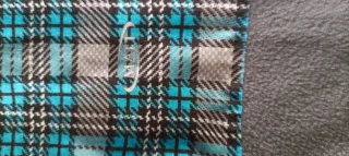 Cuello bufanda cuadros azul y gris. En buen estado