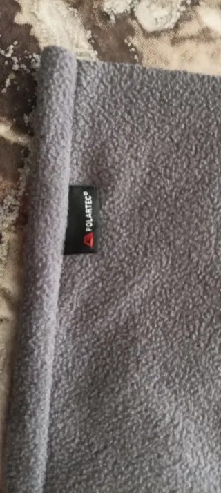 Cuello bufanda cuadros azul y gris. En buen estado