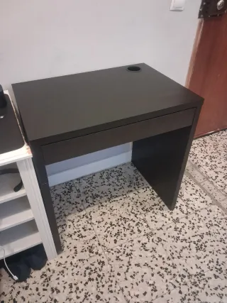 Escritorio negro ikea