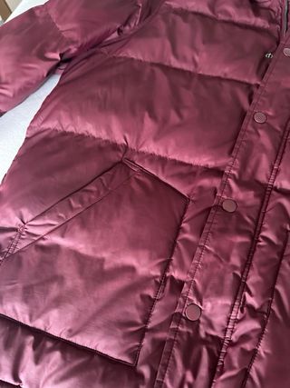 Plumífero Converse color burdeos Talla XL