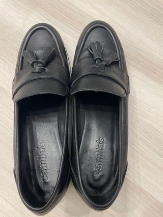 Zapatos negros de piel talla 39