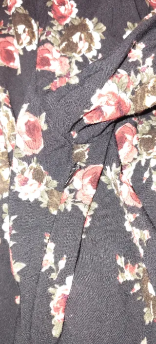 Mono floral Bershka talla M