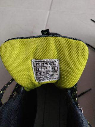 Botas de seguridad Portwest Talla 44