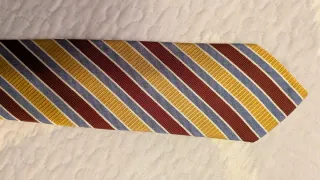 Corbata de seda natural