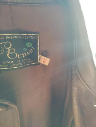 Chaqueta de cuero marrón