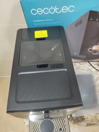 Cafetera Cecotec Cremaet Superautomática