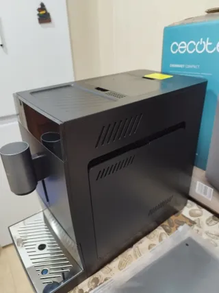 Cafetera Cecotec Cremaet Superautomática