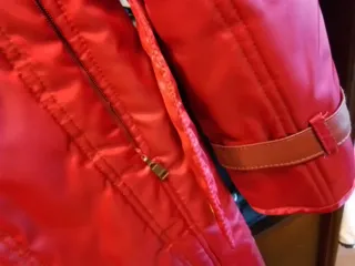 Gabardina Anorak Rojo y Marrón