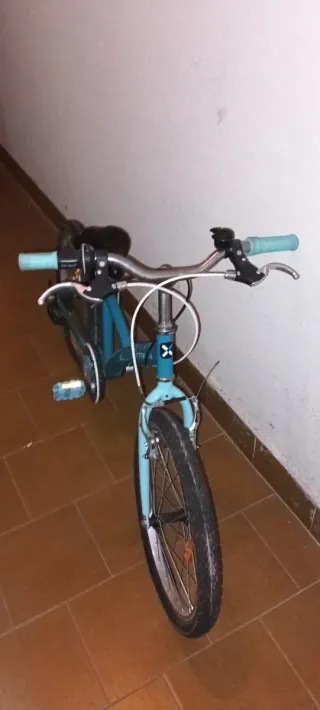 Bicicleta infantil azul