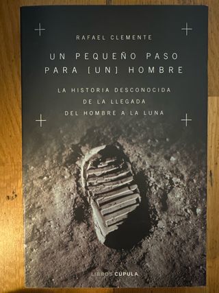 Un pequeño paso para [un] hombre: La historia d...