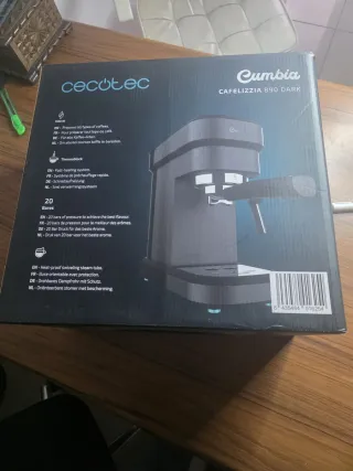 Cafetera Cecotec Cumbia Cafelizzia 890