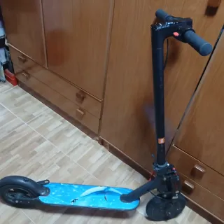 diseño de delfines le falta los cables de ay prec