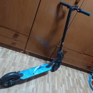 diseño de delfines le falta los cables de ay prec