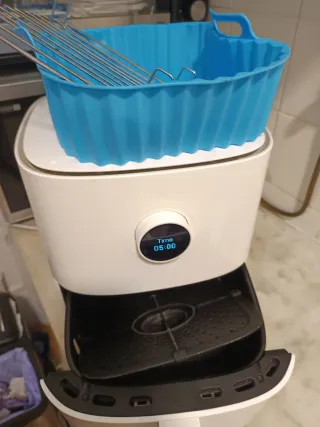 Freidora de aire blanca